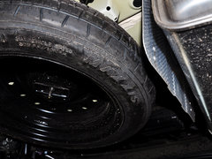 2013款 2.0L 自動 標準版 國IV 5座