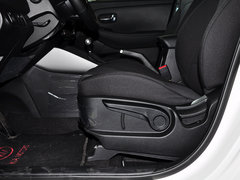 2013款 2.0L 自动 标准版 国IV 5座
