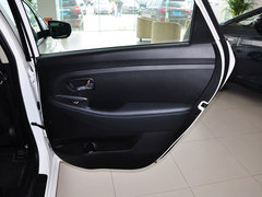 2013款 2.0L 自动 标准版 国IV 5座