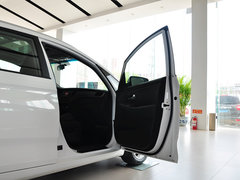 2013款 2.0L 自动 标准版 国IV 5座