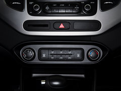 2013款 2.0L 自動 標準版 國IV 5座