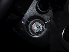 2013款 2.0L 自动 标准版 国IV 5座