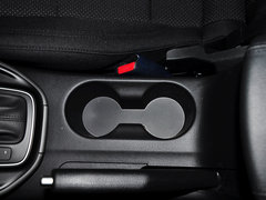 2013款 2.0L 自动 标准版 国IV 5座