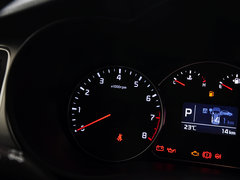2013款 2.0L 自动 标准版 国IV 5座