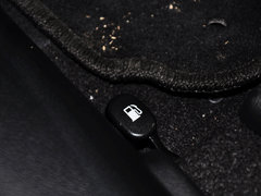 2013款 2.0L 自动 标准版 国IV 5座