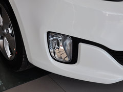 2013款 2.0L 自动 标准版 国IV 5座
