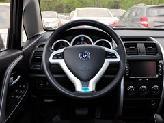 2014款 1.4L AMT 天窗导航版 国IV