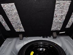 2014款 1.4L AMT 天窗导航版 国IV