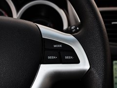 2014款 1.4L AMT 天窗导航版 国IV