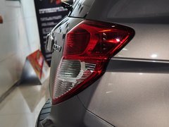 2014款 1.4L 手动 天窗导航版 国IV