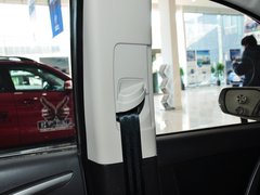 2014款 1.4L 手动 天窗导航版 国IV