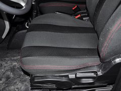 2014款 1.4L 手动 天窗导航版 国IV