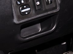 2014款 1.4L 手动 天窗导航版 国IV