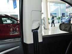 2014款 1.4L 手动 天窗导航版 国IV