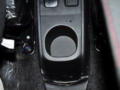 2014款 1.4L 手动 天窗导航版 国IV