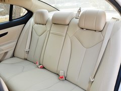 2013款 2.0L 自动 豪华型 国IV