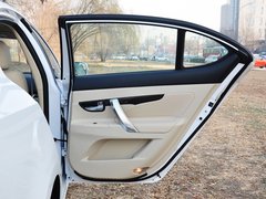 2013款 2.0L 自动 豪华型 国IV