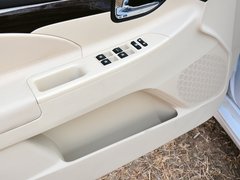 2013款 2.0L 自动 豪华型 国IV