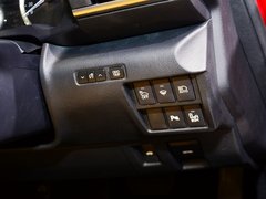 2014款 RC300h 2.5L 混动版