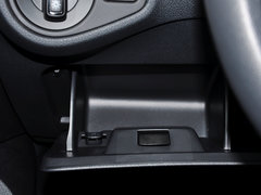 2014款 1.6L 手動 時(shí)尚型