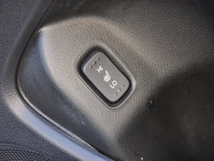 2014款 2.4L 自动 明鉴领秀版 7座