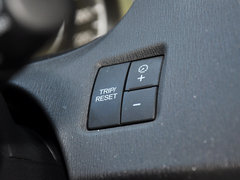 2014款 2.4L 自动 明鉴领秀版 7座