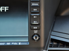 2014款 2.4L 自动 明鉴领秀版 7座