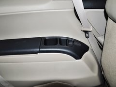 2014款 2.4L 自動 豪華版 7座