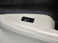 2014款 2.4L 自動 豪華版 7座