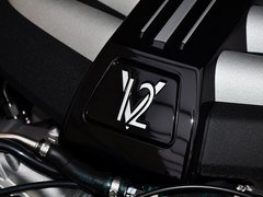 2014款 6.6T 加长版