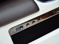 2014款 6.6T 加长版