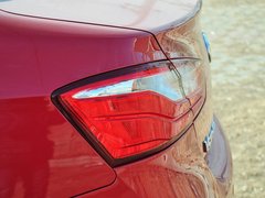 2014款 1.5T 手動(dòng) 智控型