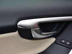 2015款 2.0T 自动 T5 智驭版