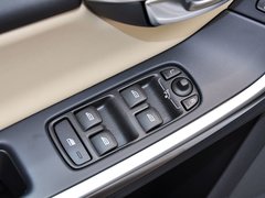 2015款 2.0T 自动 T5 智驭版