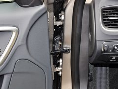 2015款 2.0T 自动 T5 智驭版