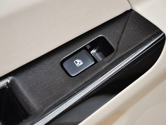 2014款 1.6L 手动 尊贵型