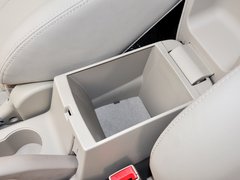 2014款 1.6L 手动 尊贵型