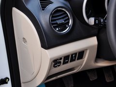 2014款 1.6L 手动 尊贵型