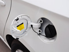 2014款 1.6L 自动 尊贵型
