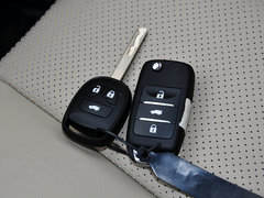2014款 1.6L 自动 尊贵型