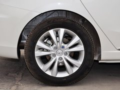 2014款 1.6L 自动 尊贵型