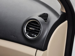 2014款 1.6L 自动 尊贵型