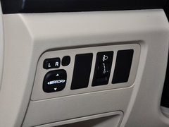 2014款 1.6L 自动 尊贵型