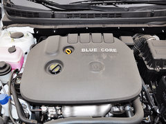 2014款 1.6L 自动 尊贵型