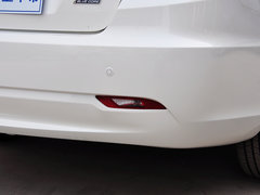 2014款 1.6L 自动 尊贵型