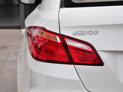 2014款 1.6L 自动 尊贵型