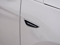 2014款 1.6L 自动 尊贵型