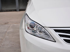 2014款 1.6L 自动 尊贵型