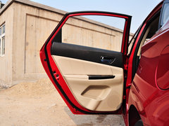 2014款 1.6L 自动 豪华型