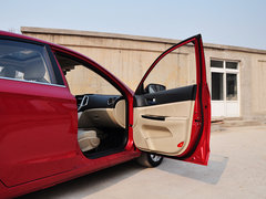2014款 1.6L 自动 豪华型